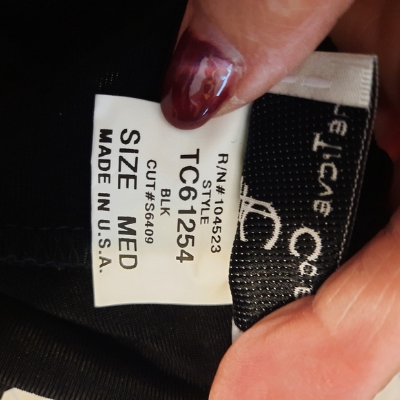 The Travelers Collection 3 Pc Set Black and Gold Floral Kimono,pants,top - Picture 13 of 16